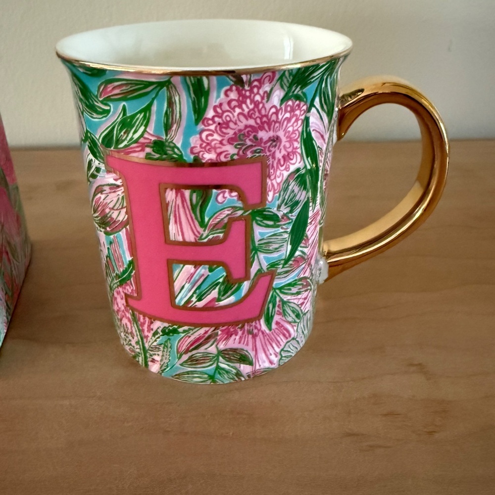 Lilly Pulitzer ceramic mug - Picture 2 of 5